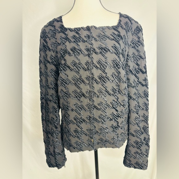 Akris Jackets & Blazers - Akris Textured Black 100% silk jacket